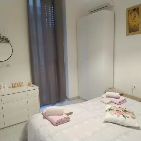 Casa Vacanze Rossella House Apartman