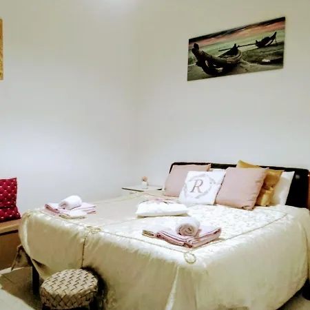 Casa Vacanze Rossella House Διαμέρισμα *
